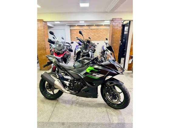 KAWASAKI NINJA 400 KAWASAKI NINJA 400